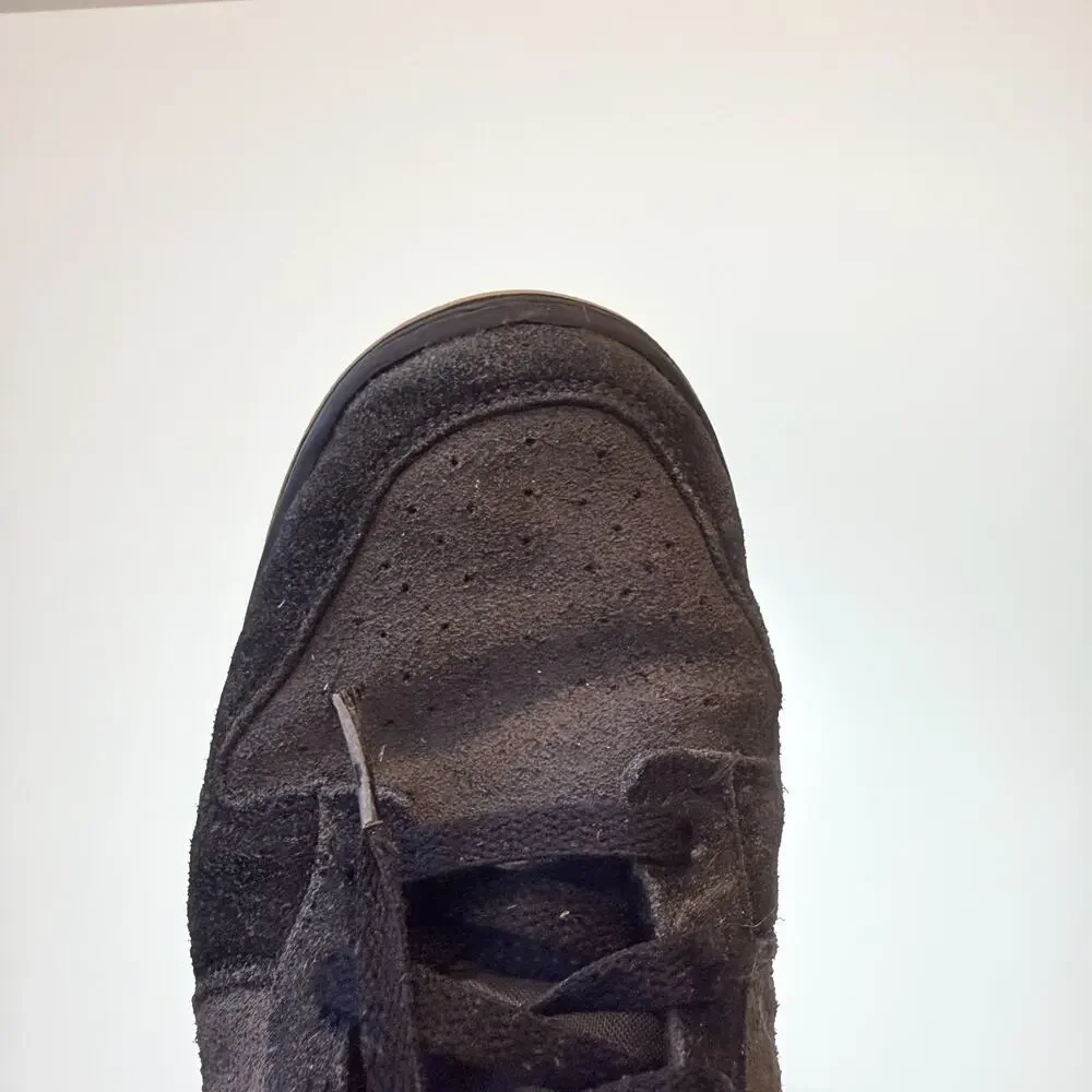 Nike Dunk Low SE Black Grey Gum Mens Size 9 Suede Skate Shoes Casual Sneakers